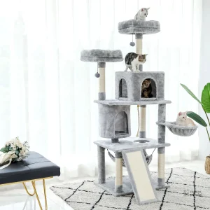 Arbre à chat peluche beige pour chats confortables