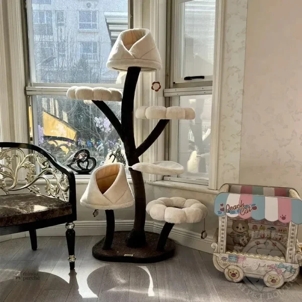 Arbre à chat moderne en forme de fleur pour chats