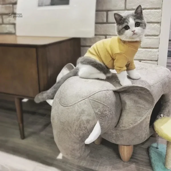 Pouf design pour chat inspiré d'un éléphant