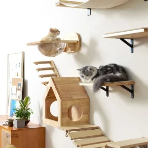 Arbre à chat mural en bois avec pont flottant