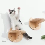Arbre à chat design mural en bois naturel