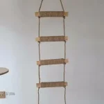 Arbre à chat adapté aux espaces extérieurs