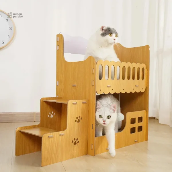 Espace de jeu et repos pour plusieurs chats dans un arbre à chat