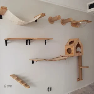 Hamac mural pour chat, design en bois élégant