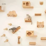 Arbre à chat en bois élégant et fonctionnel
