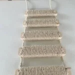 Arbre à chat suspendu pour espace réduit