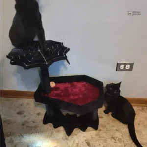 Arbre à chat design gothique avec plusieurs niveaux