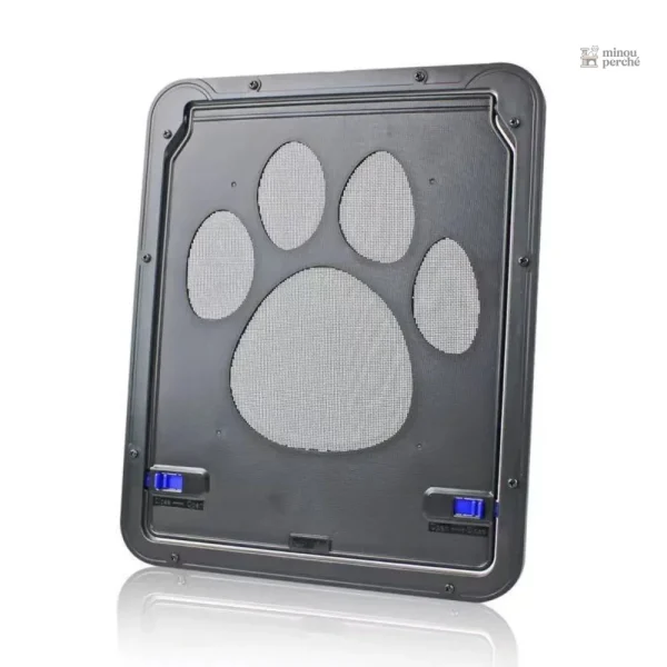 Chatière idéale pour les foyers avec des chats actifs