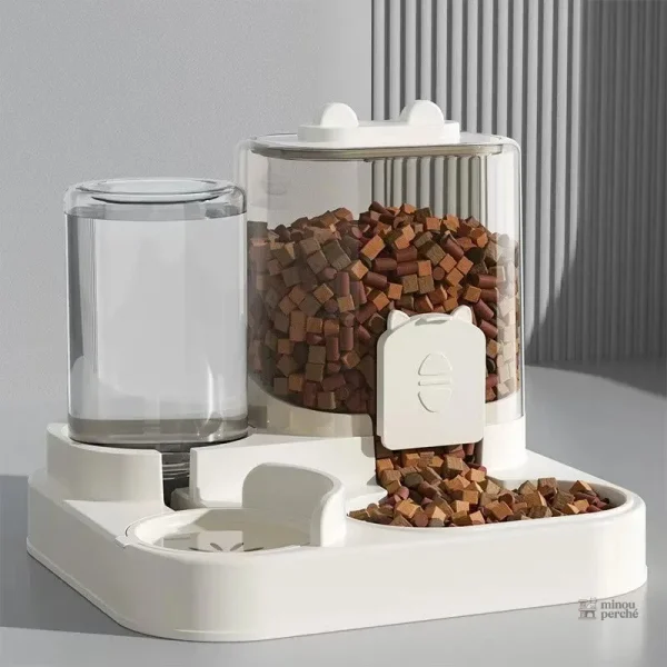 Solution de repas automatique pour félins actifs