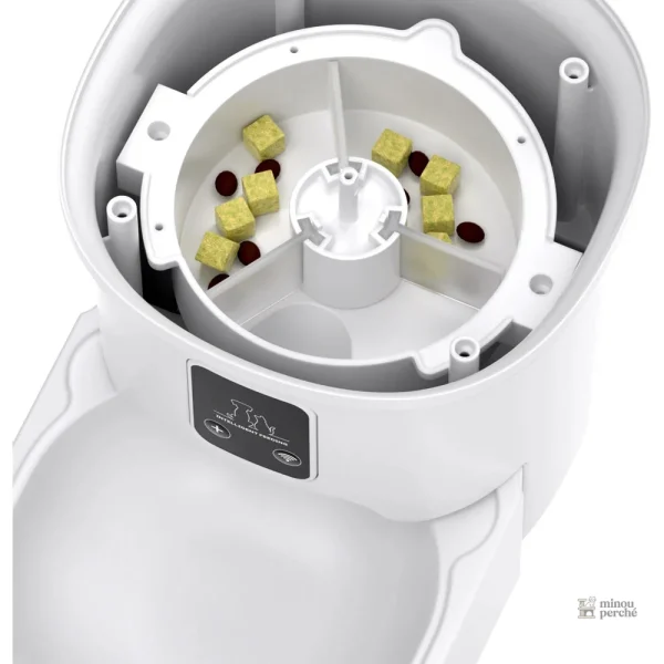 Distributeur de croquettes intelligent pour félin