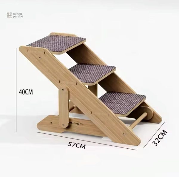 Solution en bois pour aider les chats blessés à grimper