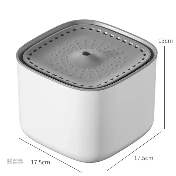 Capacité de 3L, idéale pour les chats en toute tranquillité