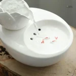 Design élégant de fleur pour le bien-être félin