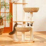 Arbre à chat contemporain en bois