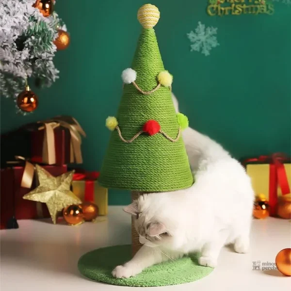 Arbre à chat décoratif pour les fêtes